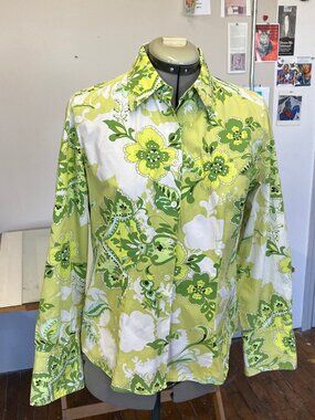 Ann Taylor Birght Green Floral Blouse for Spring - Sz 8
